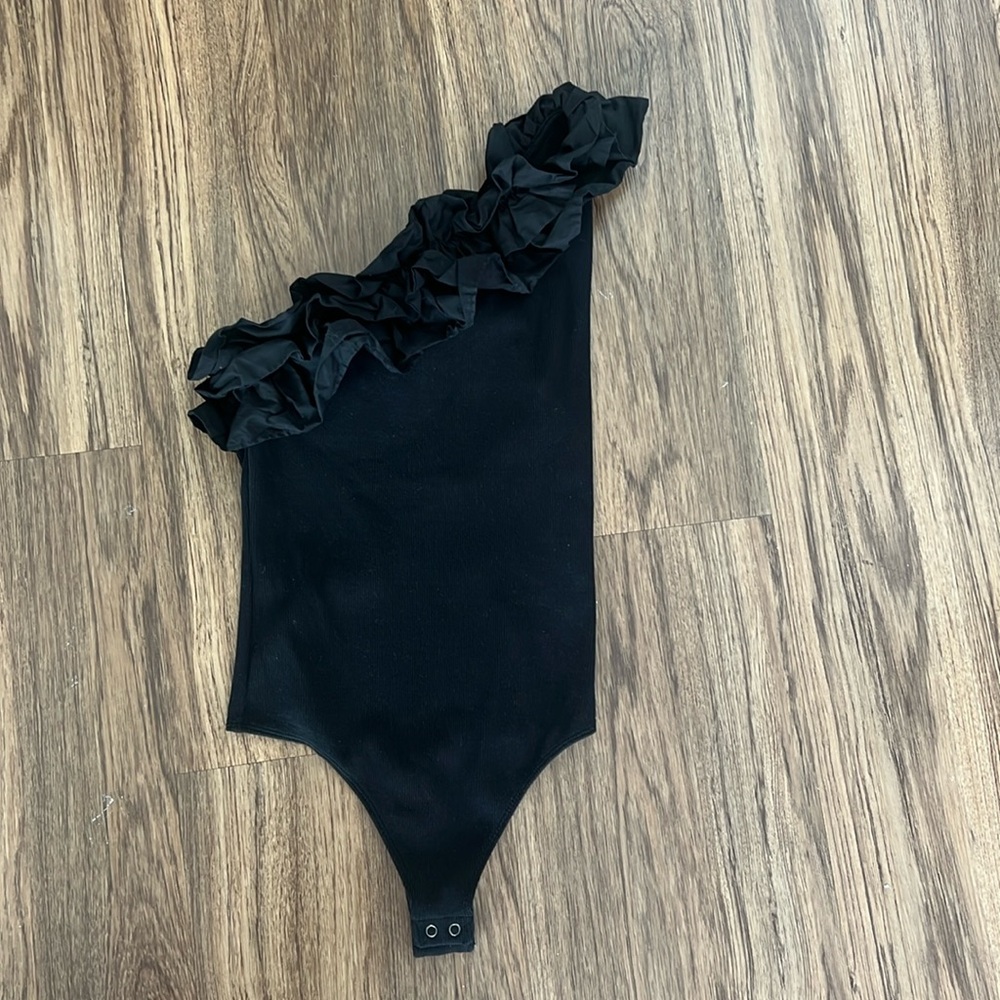 Express black one shoulder bodysuit with ruffles